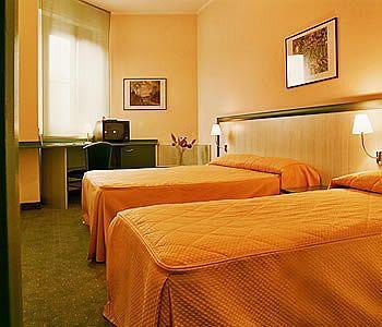 Europa Hotel 3*